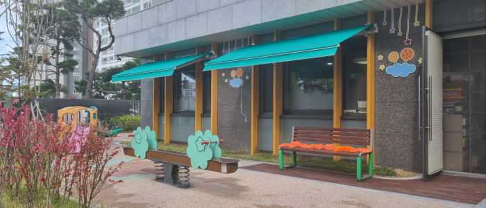 전포동 유치원 놀이터 어닝입니다